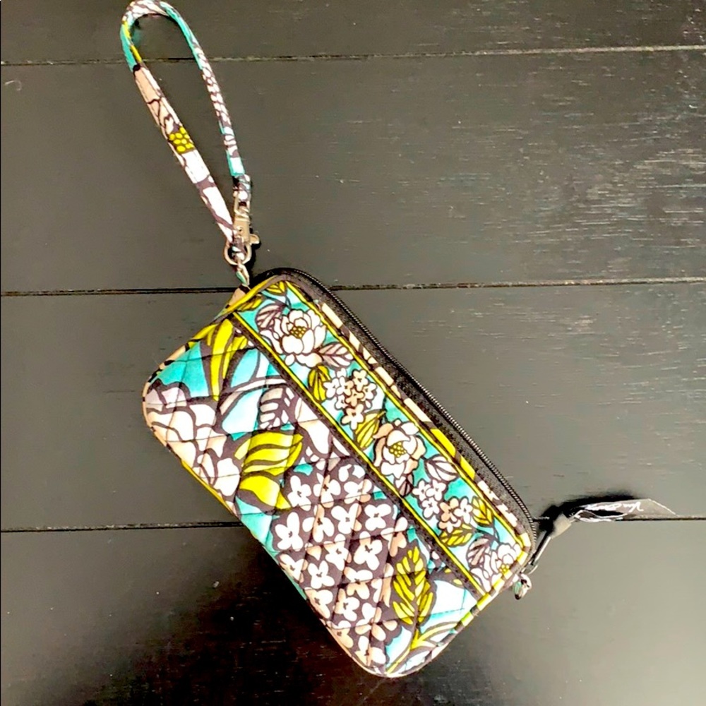 Wristlet